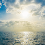吸い込まれそうになる真っ青な空☀️🏝️のサムネイル